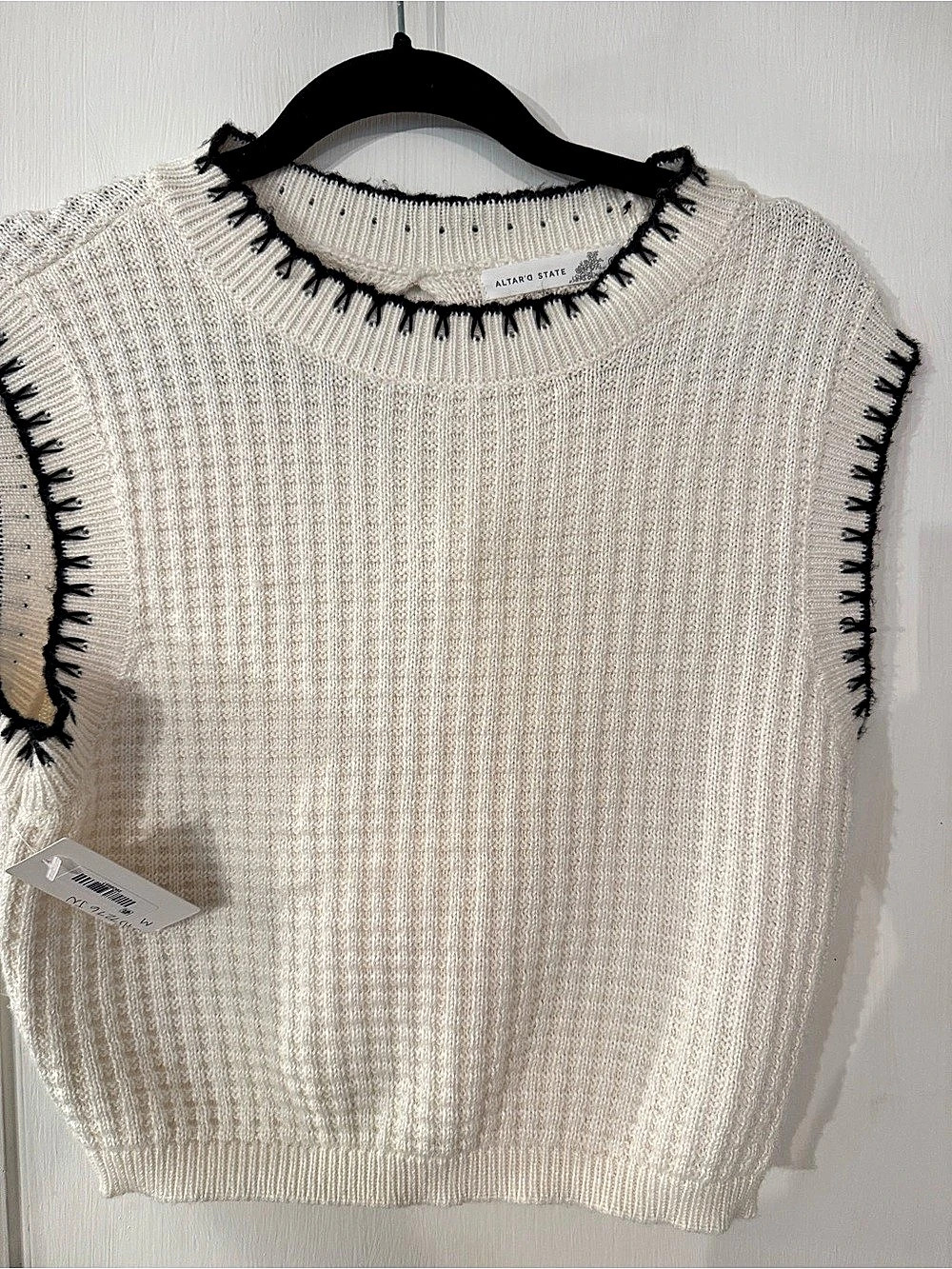 ALTAR'D STATE Knit Tie-Back Sweater in White & Black Size Medium NWT